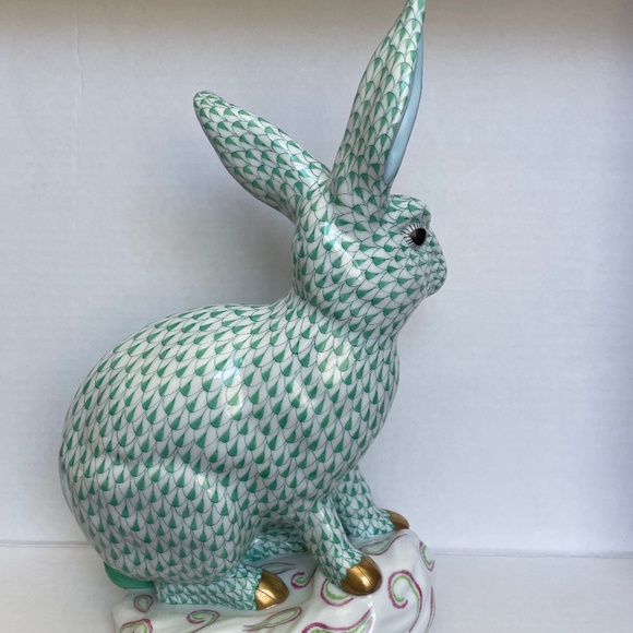 Herend Rabbit Figurine - Picture 2 of 16